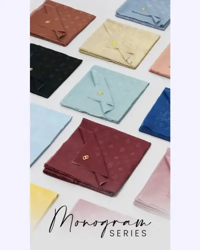 Buttonscarves
